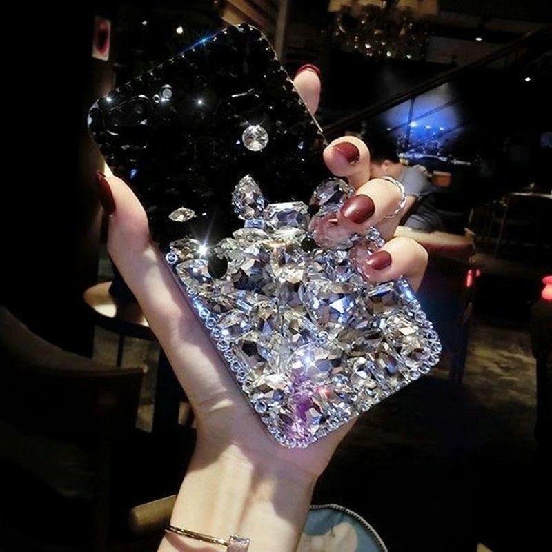 Luxury Crystal Flower Phone Case – Diamond Rhinestone Bling Glitter Designer Cover for iPhone (Red & Blue Variants)
