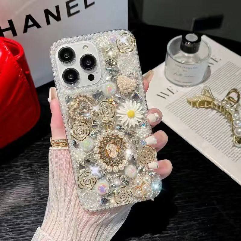 Luxury Vintage Floral Rhinestone Phone Case –